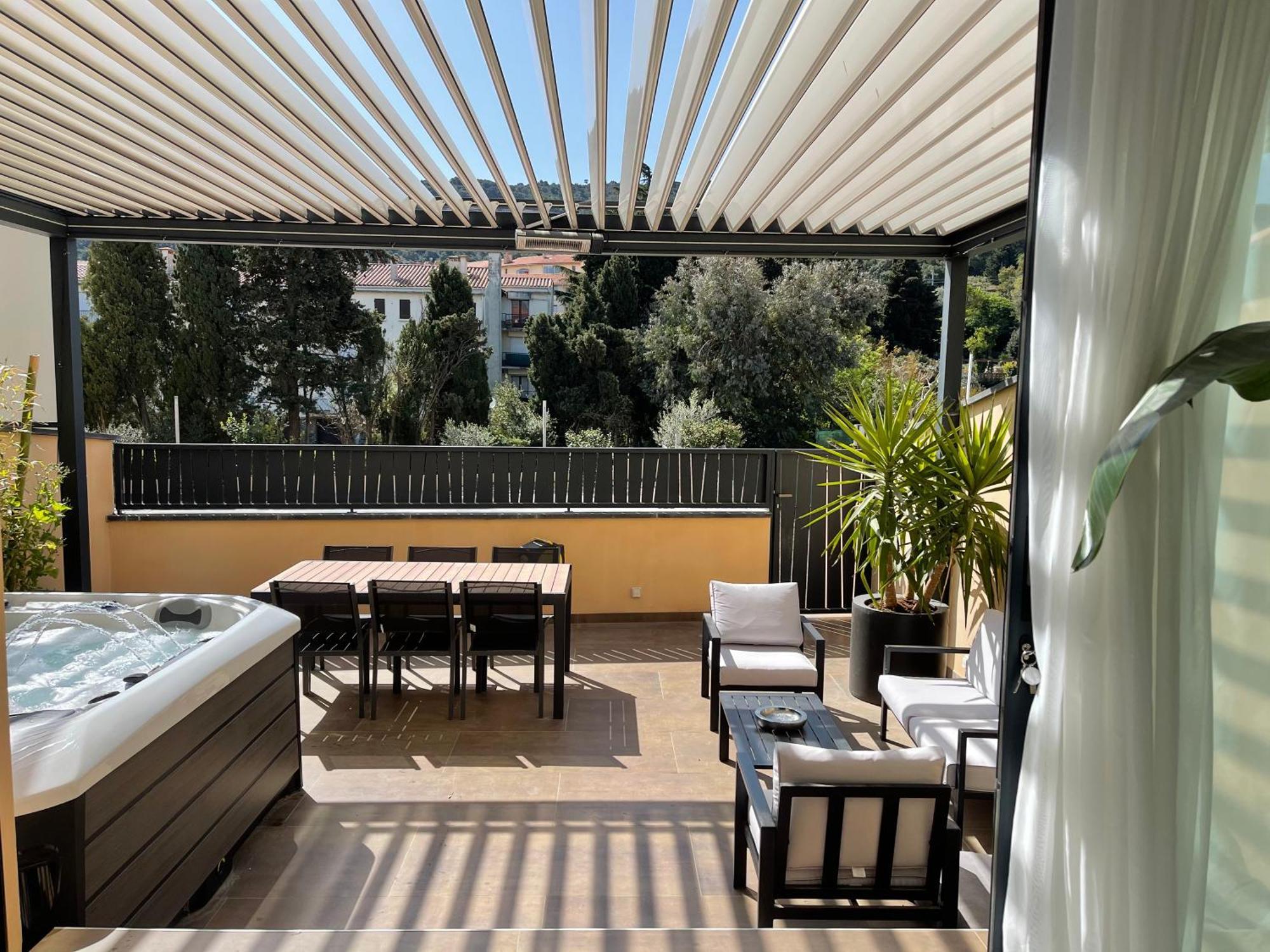 קוליור Ibanova Appartements מראה חיצוני תמונה