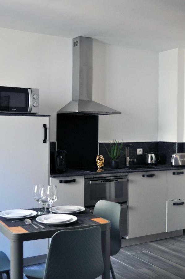 קוליור Ibanova Appartements מראה חיצוני תמונה